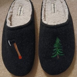 Dearfoams Mens Slippers Size Large 9/10M Black Heather Embroidered Tree Axe